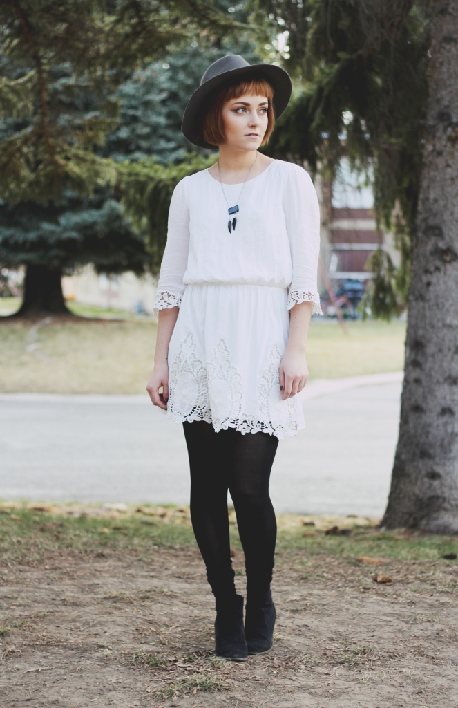 Dreamy crochet dress (Sugarlips), fang necklace (local), black tights and socks, ankle boots (PacSun)
